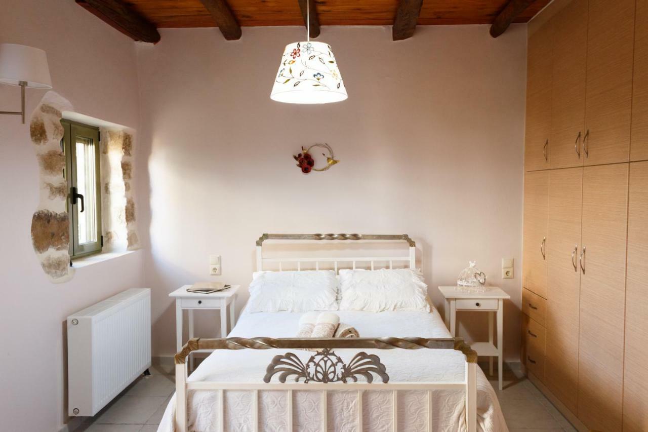 Traditional Villa Priotissa Tympáki Екстериор снимка