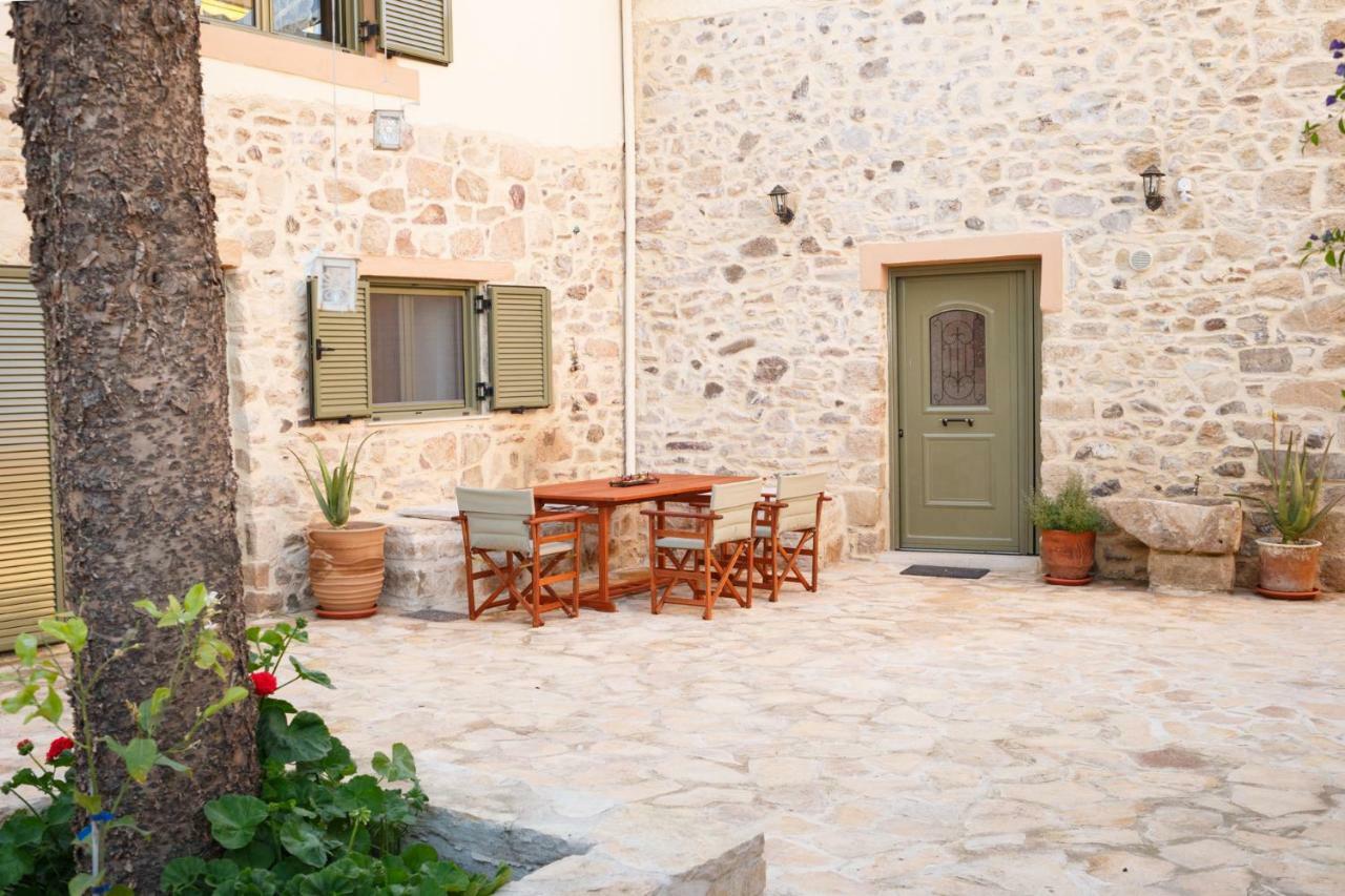 Traditional Villa Priotissa Tympáki Екстериор снимка